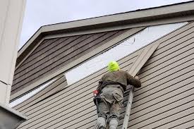 Best Custom Siding Design  in New London, WI